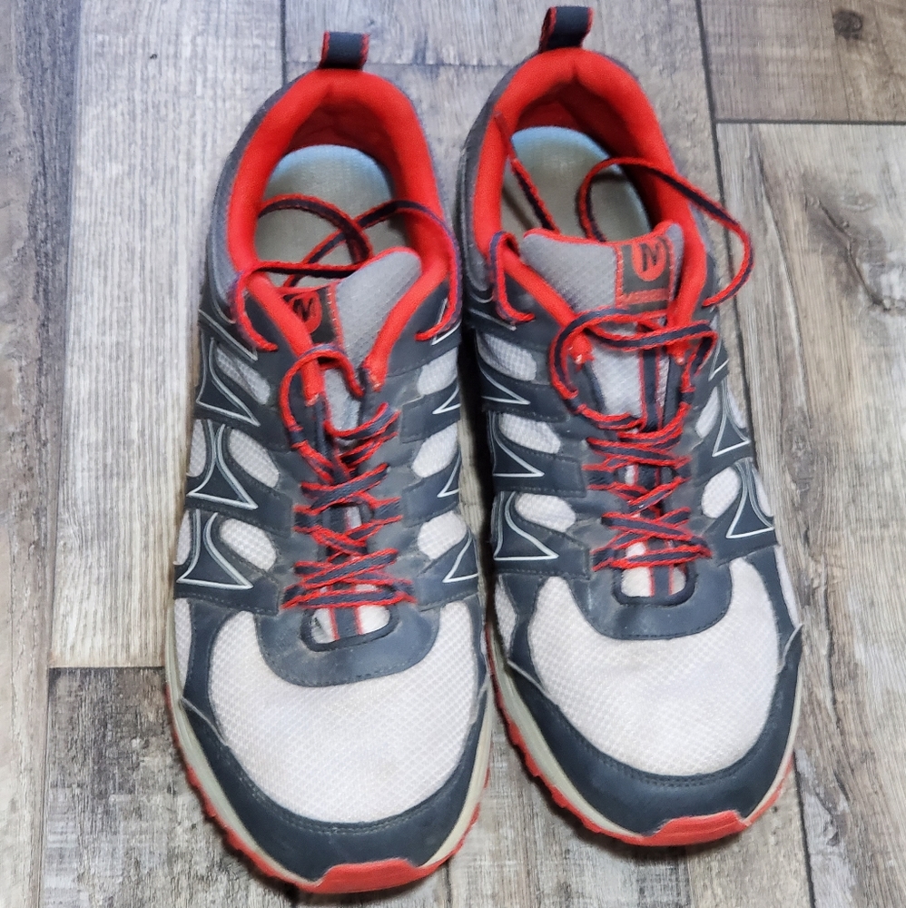 Molten lava Merrell size 10.5